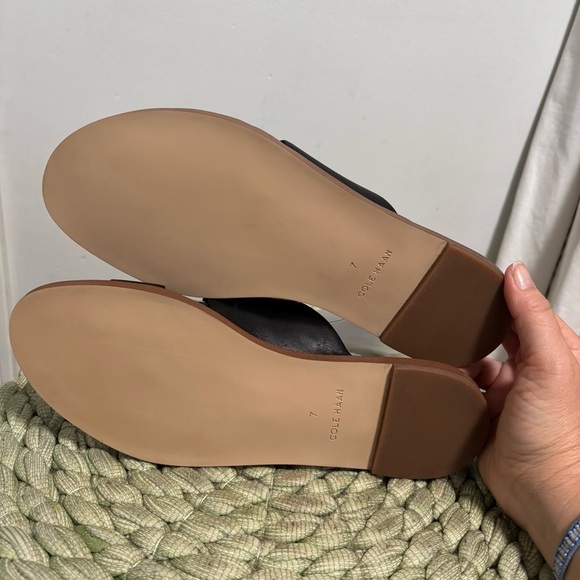 NEW Cole Haan Anica Black Leather Double Strap Slide Flat Sandals Size 7 - Picture 9 of 11